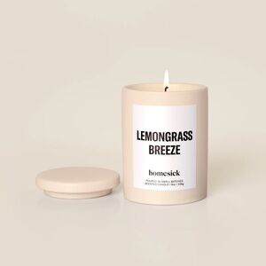 Lemongrass Breeze Candle Designed for Outdoor Use 8 oz Burn Time 60-80 Hours NEW